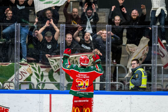 Frölundas Nicklas Lasu jublar