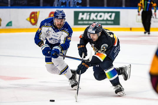 Leksands Lucas Elvenes och Växjös Tobias Rieder