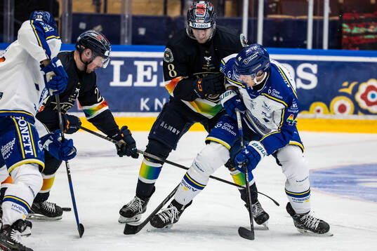 Växjös Zachary Giuttari och Leksands Carter Ashton