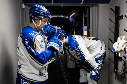 Leksands Marcus Karlberg innan ishockeymatchen i SHL mellan