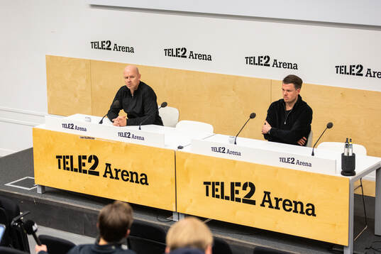 AIKs tränare Henning Berg och Örebros huvudtränare