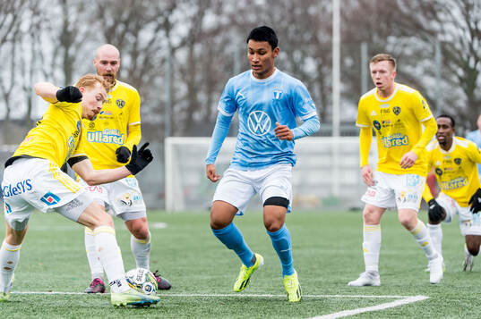 Malmö FFs Sashwat Rana och Falkenbergs FFs Linus Borgström