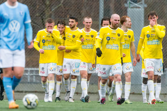 Falkenbergs FFs Oskar Lindberg jublar
