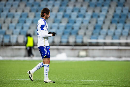 IFK Norrköpings Arnor Traustason deppar
