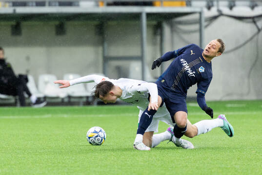 Helsingborgs Albin Sporrong och Halmstads Joel Allansson