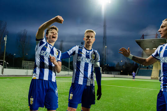 IFK Göteborgs Kolbeinn Thordarson och Oscar Wendt jublar