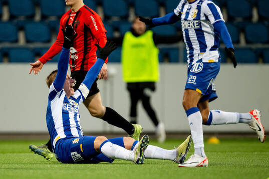 IFK Göteborgs Oscar Wendt reagerar