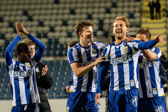 IFK Göteborgs Kolbeinn Thordarson och Arbnor Mucolli jublar