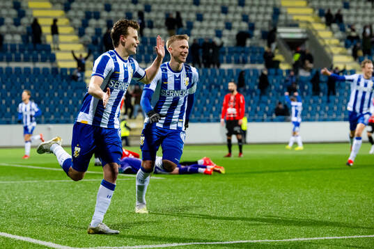IFK Göteborgs Kolbeinn Thordarson och Oscar Wendt jublar