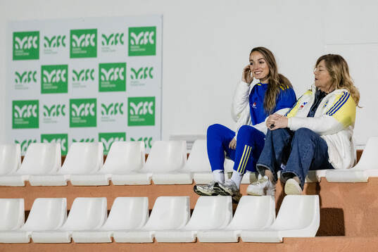 Kosovare Asllani and team manager Marika Domanski Lyfors of