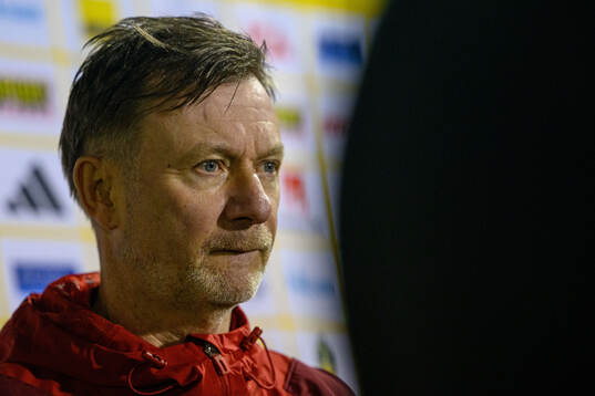 Head coach Peter Gerhardsson of Sweden of the women's