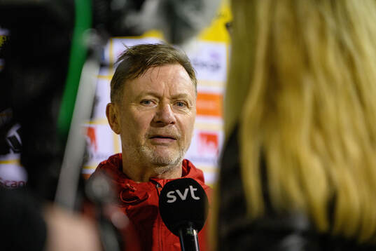 Head coach Peter Gerhardsson of Sweden of the women's