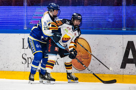 Leksands Nathalie Carlsson Mattila och Djurgårdens Sara