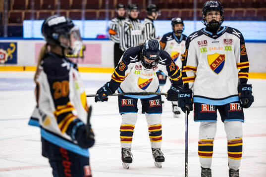 Djurgårdens Anneke Linser deppar