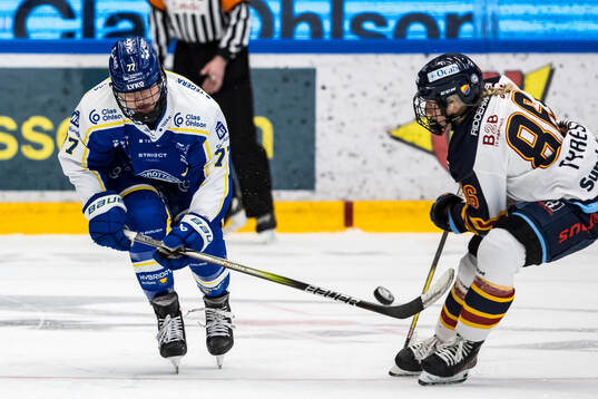 Leksands Tereza Radova och Djurgårdens Selma Tyreskog