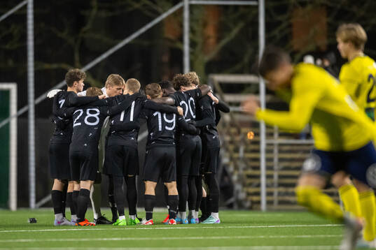 Landskrona BOISs spelare samlas