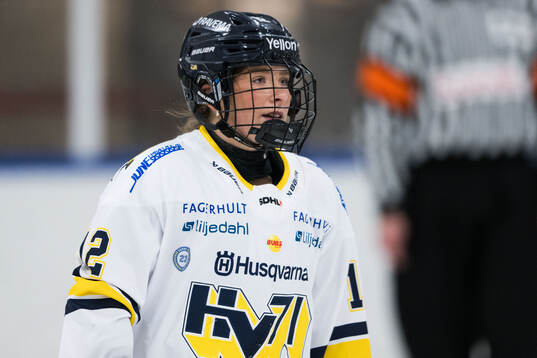 HV71s Eimear Leacy