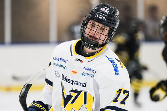 HV71s Mira Jungåker