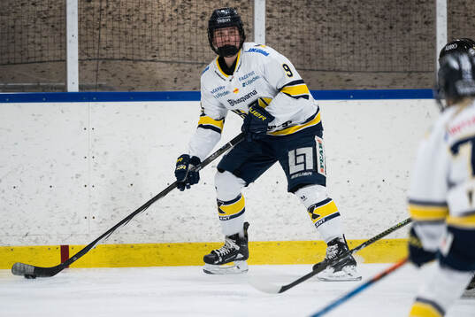 HV71s Jenna Raunio