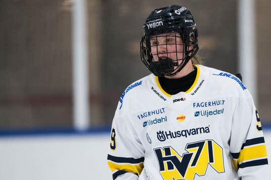 HV71s Jenna Raunio deppar