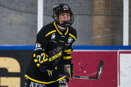 AIKs Felicia Levin jublar