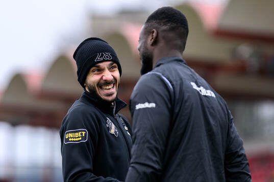 AIKs Ioannis Pittas och målvakt Ismael Diawara