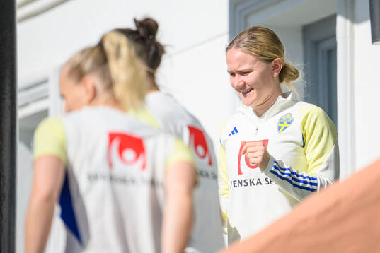 Matilda Vinberg of Sweden of the women's national football