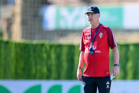 Head coach Peter Gerhardsson of Sweden of the women's