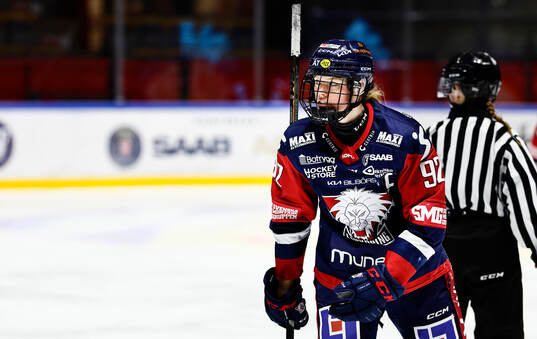 Linköpings Sara Hjalmarsson jublar