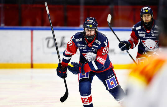 Linköpings Sara Hjalmarsson jublar