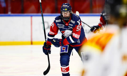 Linköpings Sara Hjalmarsson jublar