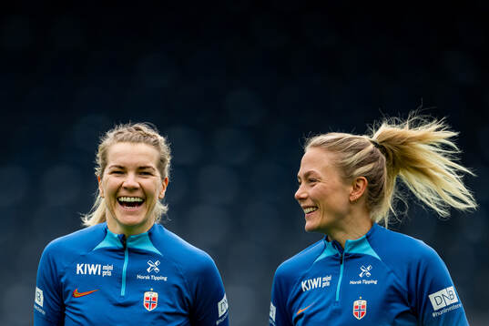 Ada Hegerberg and Guro Bergsvand of the Norwegian women's
