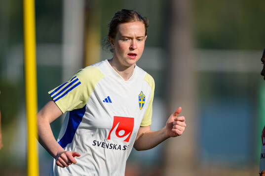 Emma Östlund of Sweden of the women's national football