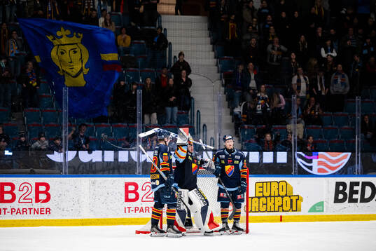 Djurgårdens målvakt Hugo Hävelid , Jakob Ragnarsson och