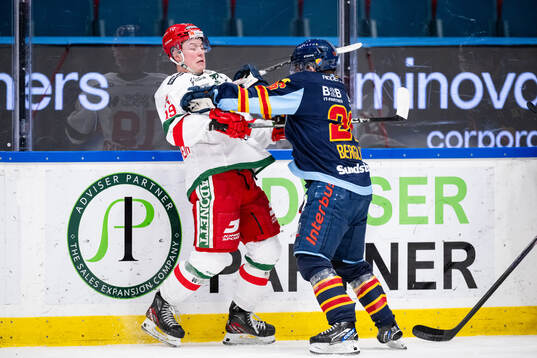 Moras Petter Vesterheim och Djurgårdens Emil Berglund
