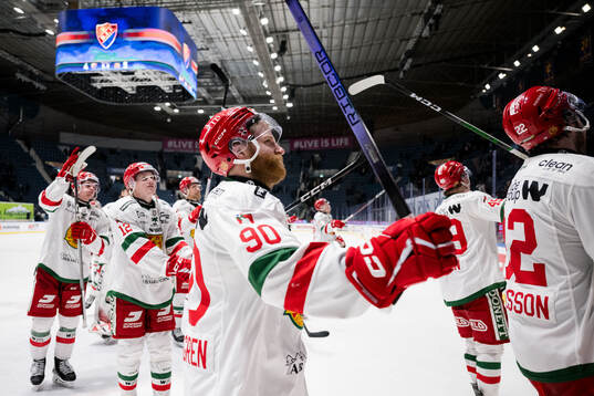 Moras Daniel Ljunggren jublar