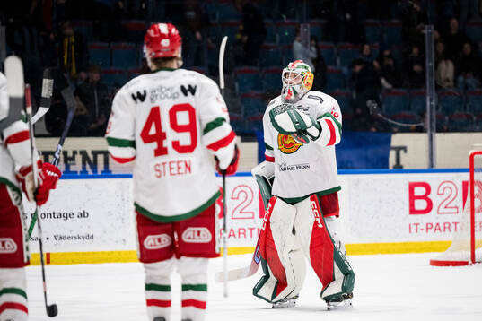 Moras målvakt Waltteri Ignatjew jublar