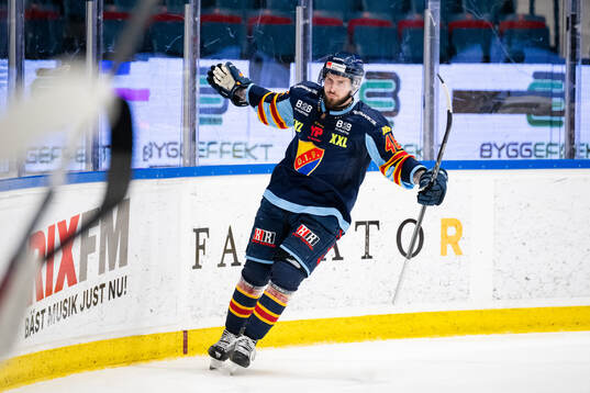 Djurgårdens Albin Grewe jublar