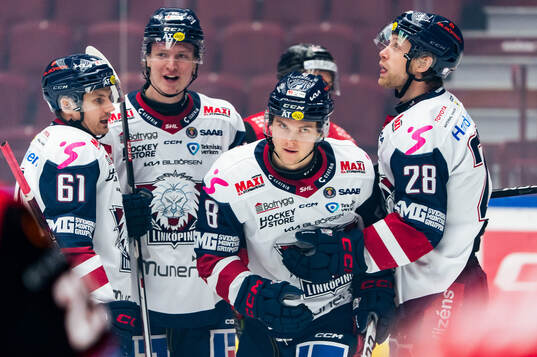Linköpings Jonathan Myrenberg jublar