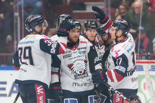 Linköpings Linus Hultström jublar