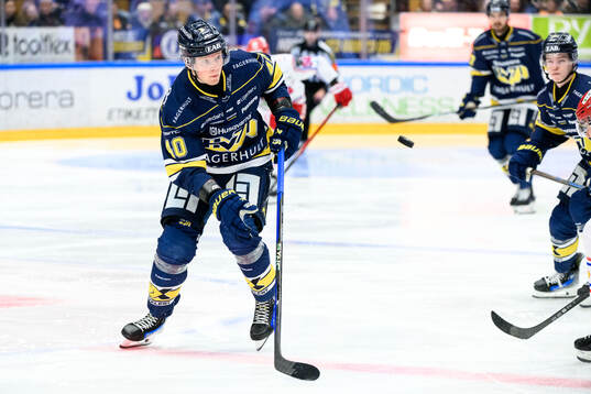 HV71s Oskar Stål-Lyrenäs