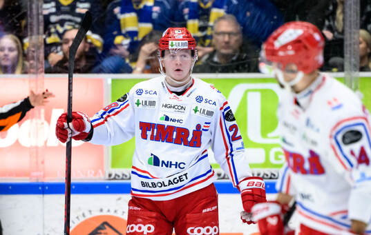 Timrås Simon Forsmark jublar