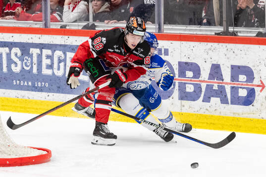 Örebros Jonathan Lekkerimäki och Leksands Anton Lindholm