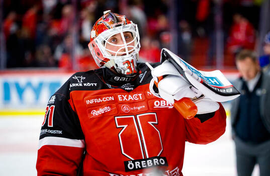 Örebros målvakt Jonas Arntzen deppar