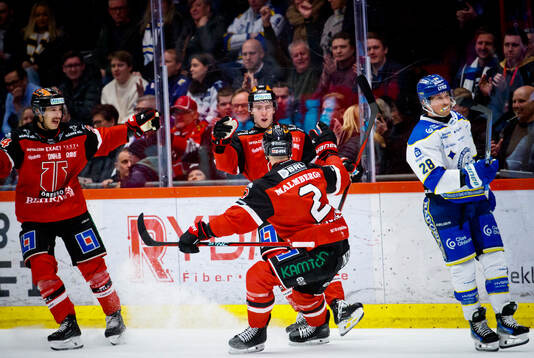 Örebros Jonathan Lekkerimäki jublar