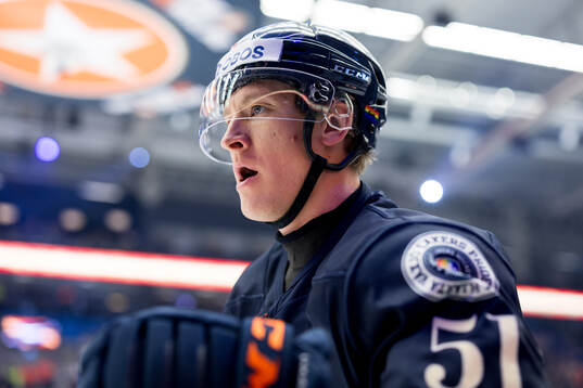 Växjös Emil Sylvegård jublar