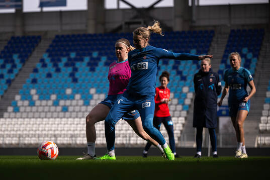 Signe Gaupset and Ada Hegerberg of the Norwegian women's