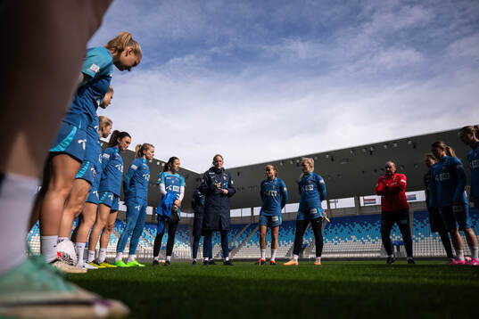 Head coach Gemma Grainger of the Norwegian women's national