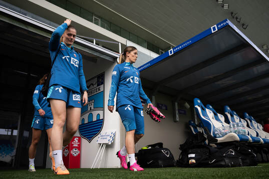 Mathilde Harviken and Maren Mjelde of the Norwegian women's