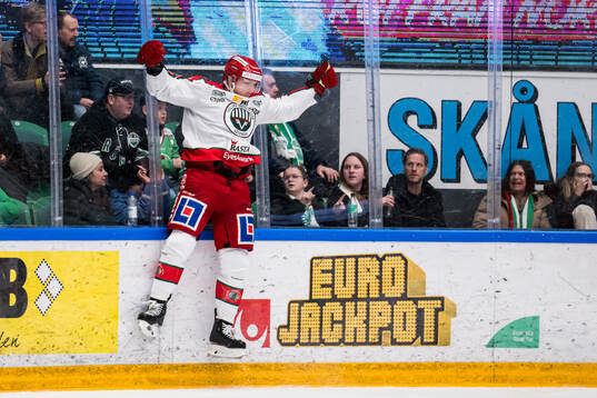 Frölundas Carl Klingberg jublar